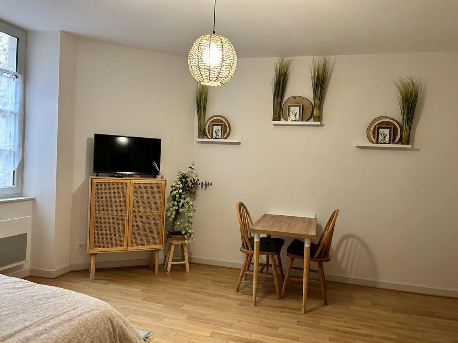 Studio L'Eden Moulins  Extérieur photo